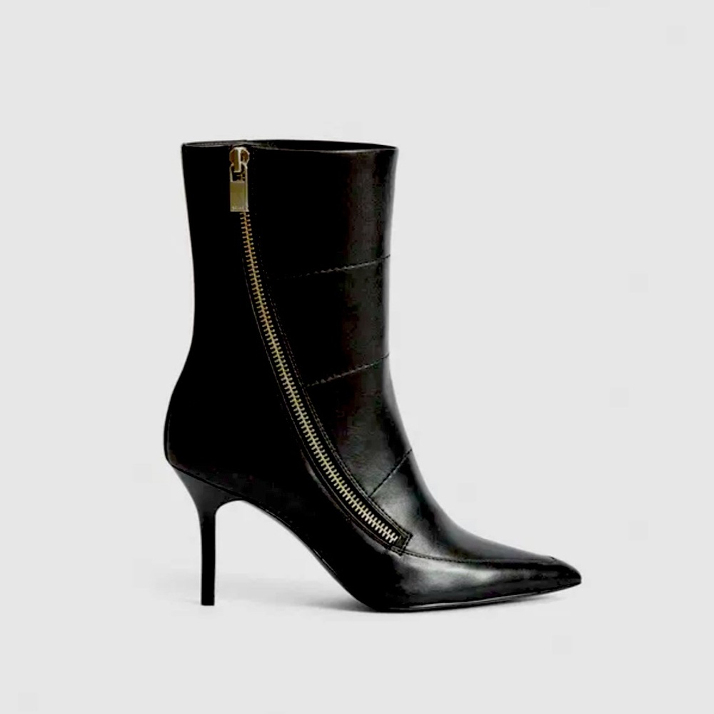 Hoxton Leather Point-Toe Boots